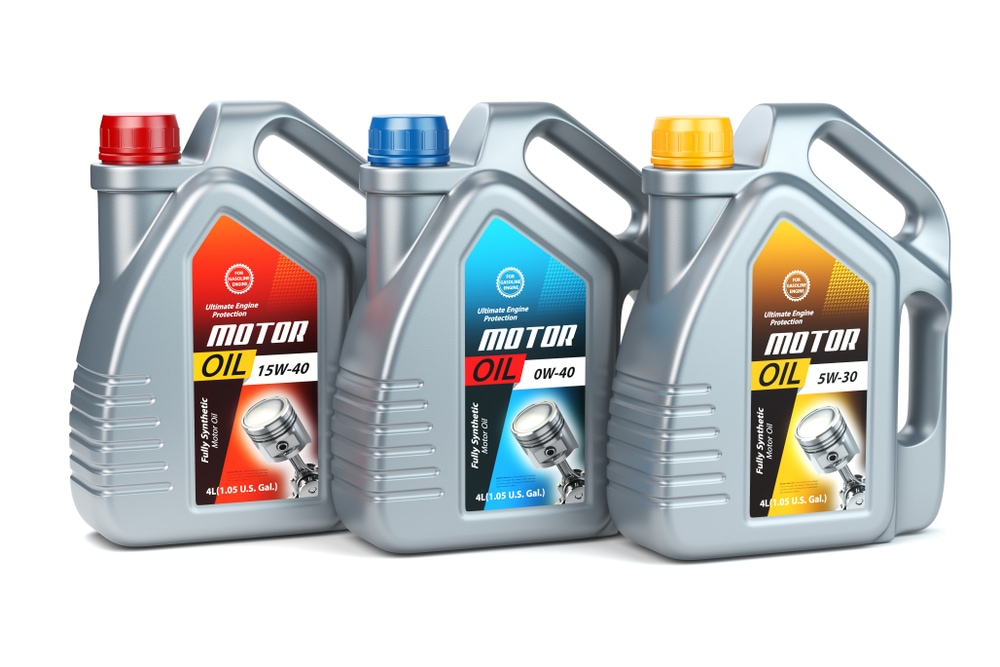 Motor Engine Oil in Harsh Climates: Protecting Engines Under Heat, Load, and Dust